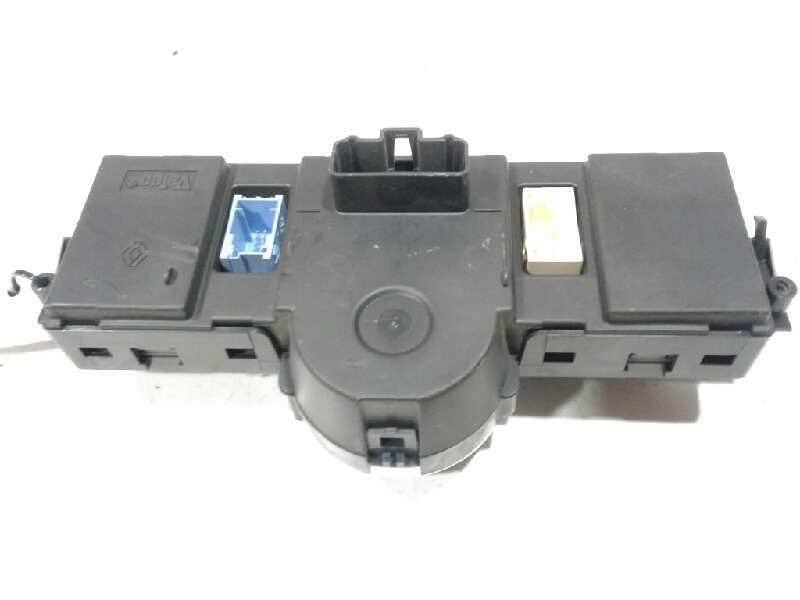 Recambio de mando climatizador para renault scenic ii grand dynamique referencia OEM IAM E066  