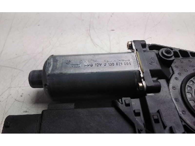 Recambio de motor elevalunas delantero derecho para volkswagen passat berlina (3b2) comfortline referencia OEM IAM 130821694  
