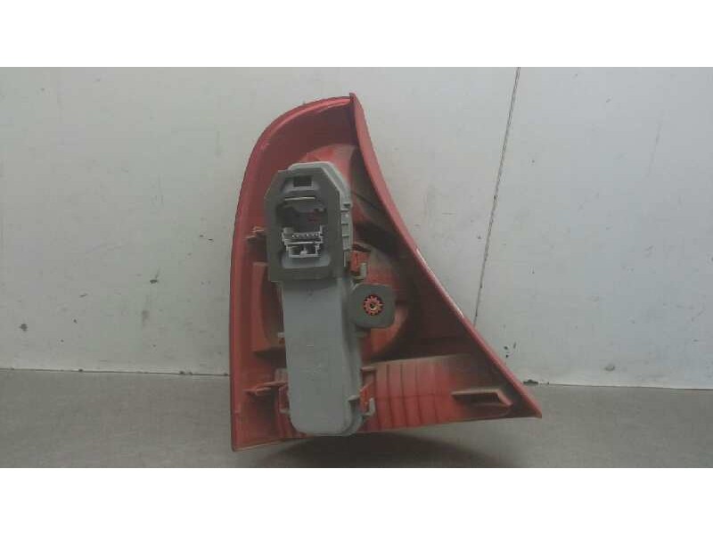 Recambio de piloto trasero derecho para renault clio ii fase ii (b/cb0) authentique referencia OEM IAM   