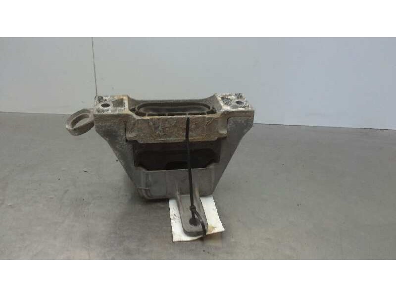 Recambio de soporte motor derecho superior para opel insignia berlina selective referencia OEM IAM 13227717  