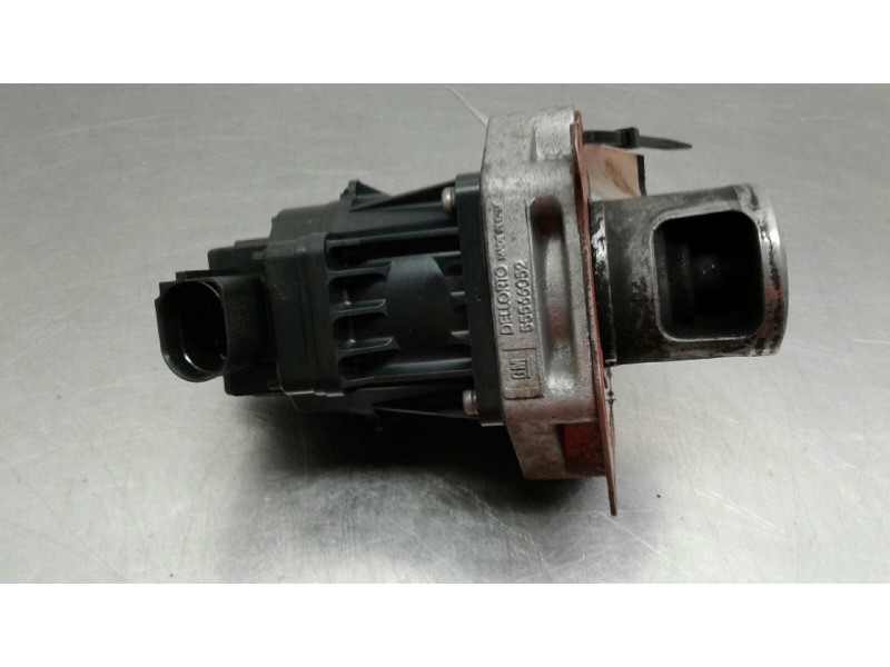 Recambio de valvula egr para opel insignia berlina selective referencia OEM IAM 55566052  