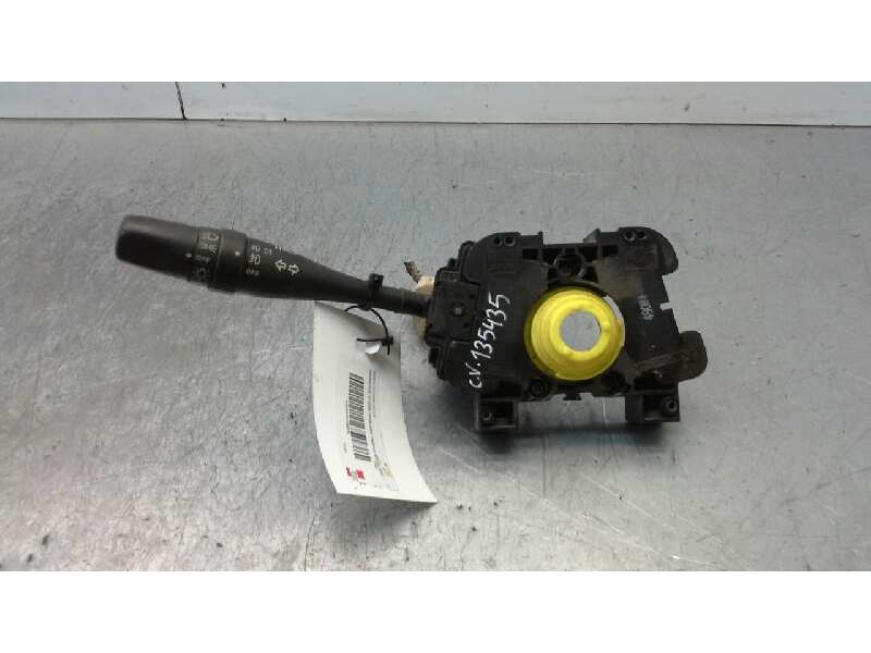 Recambio de mando intermitentes para nissan pick-up (d22) cabina doble challenge 4x4 referencia OEM IAM 255403L100  