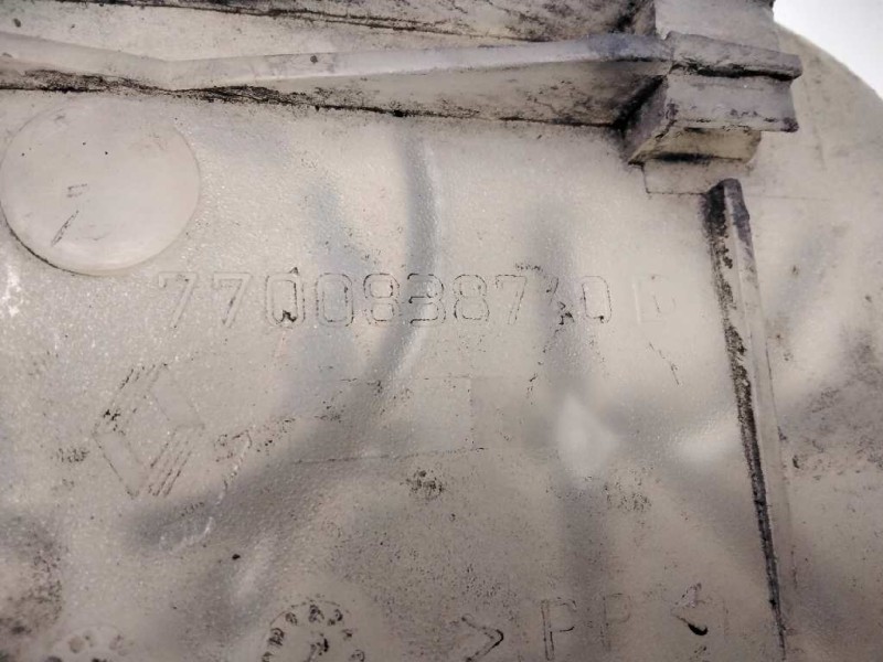 Recambio de deposito expansion para nissan interstar mod. 04 (x70) 2.5 dci diesel cat referencia OEM IAM 7700838740E  