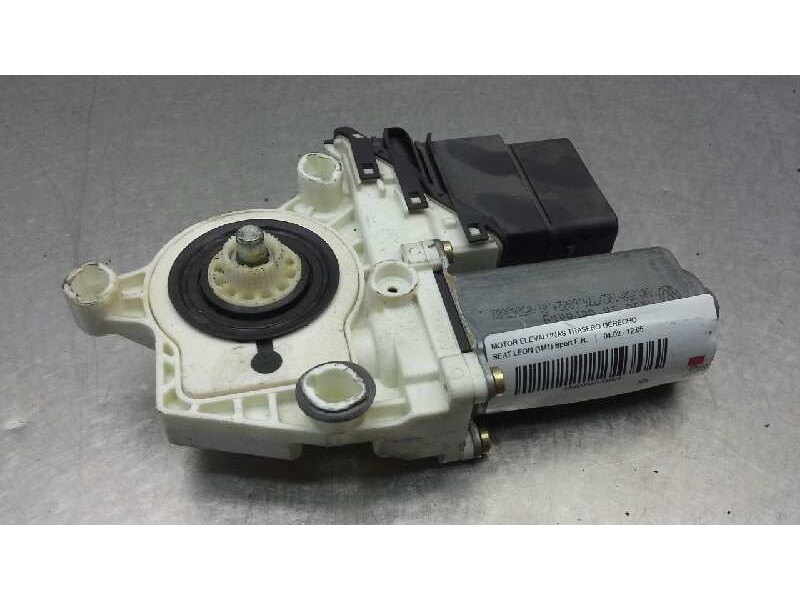 Recambio de motor elevalunas trasero derecho para seat leon (1m1) sport f.r. referencia OEM IAM 10959812A  
