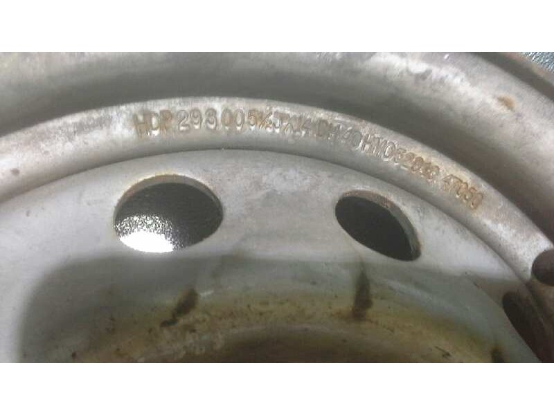 Recambio de llanta hierro para hyundai h 1 h 1 furg.caja cerr.c. puerta referencia OEM IAM 14PULGADAS5TORNILLOS  