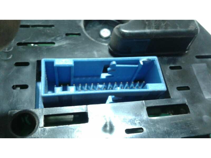 Recambio de cuadro instrumentos para audi a3 (8p) 2.0 tdi ambiente (dpf) (125kw) referencia OEM IAM 8P0920931EX  