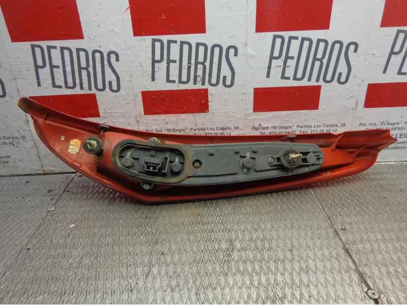 Recambio de piloto trasero izquierdo para fiat punto berlina (188) 1.9 d elx (i) referencia OEM IAM 0046523770  