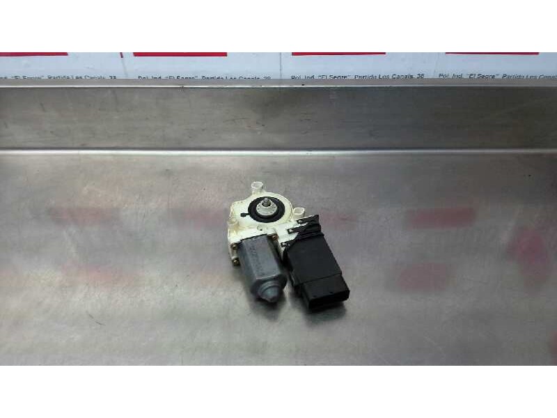 Recambio de motor elevalunas delantero derecho para seat leon (1m1) sport referencia OEM IAM 1J1959802DFKZ  