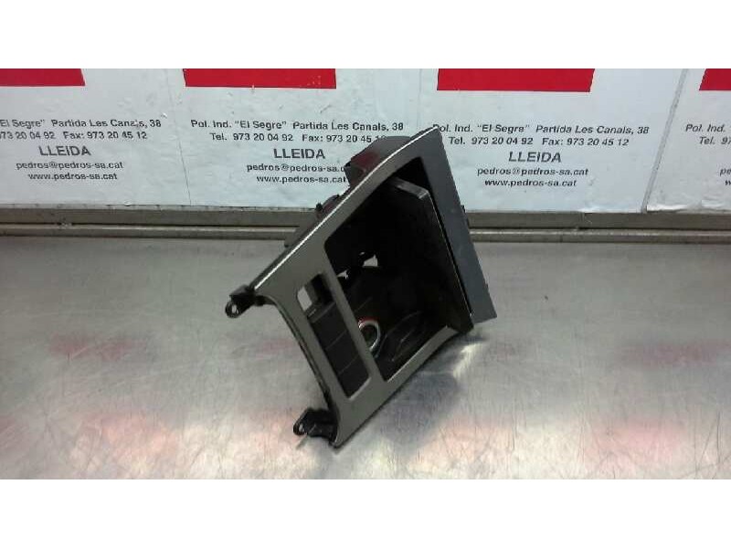 Recambio de cenicero para volkswagen golf v berlina (1k1) sportline 4motion referencia OEM IAM   