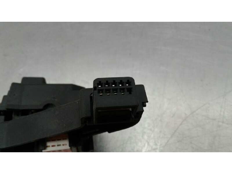 Recambio de mando intermitentes para audi a3 (8p) 2.0 fsi ambition referencia OEM IAM   