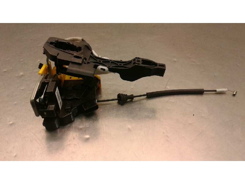 Recambio de cerradura puerta delantera derecha para kia cee´d concept referencia OEM IAM 81320A2310  