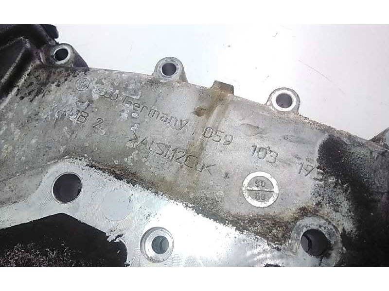 Recambio de tapa distribucion exterior para audi a4 avant (8e) 3.0 tdi quattro (171kw) referencia OEM IAM 059103173M  