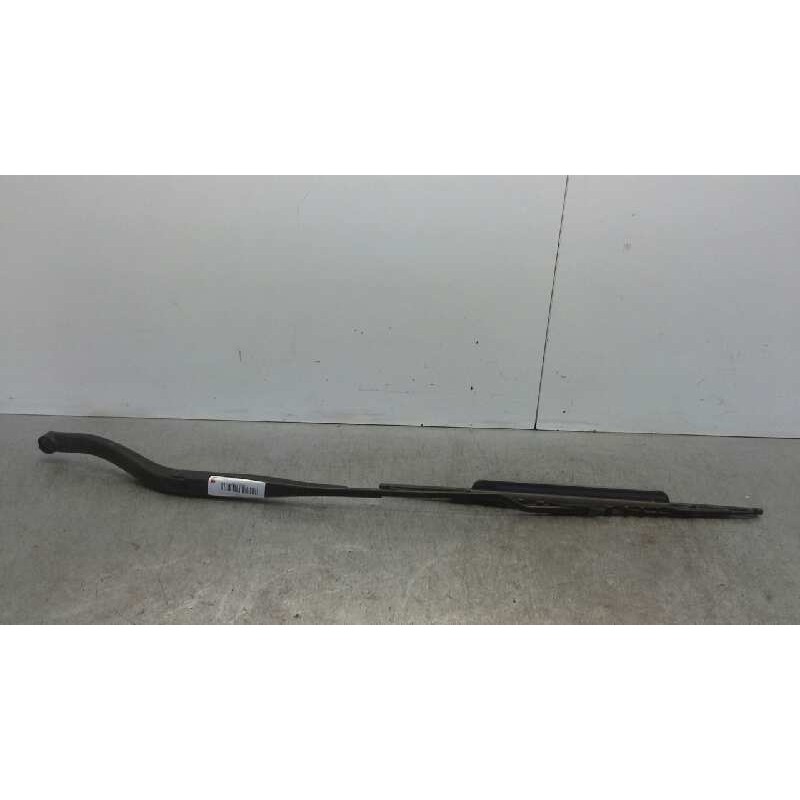 Recambio de brazo limpia delantero derecho para opel vectra c berlina elegance referencia OEM IAM 13188258  