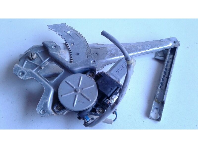 Recambio de elevalunas trasero derecho para honda cr-v (rd1/3) básico (rd1) referencia OEM IAM 72711S10J01  