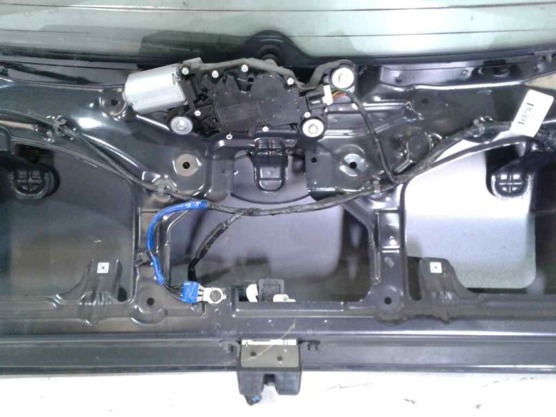 Recambio de porton trasero para kia cee´d concept referencia OEM IAM 73700A2000  