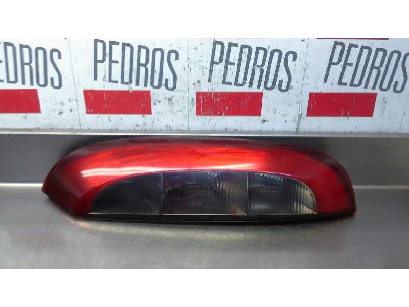 Recambio de piloto trasero derecho para opel corsa c 1.4 16v referencia OEM IAM   