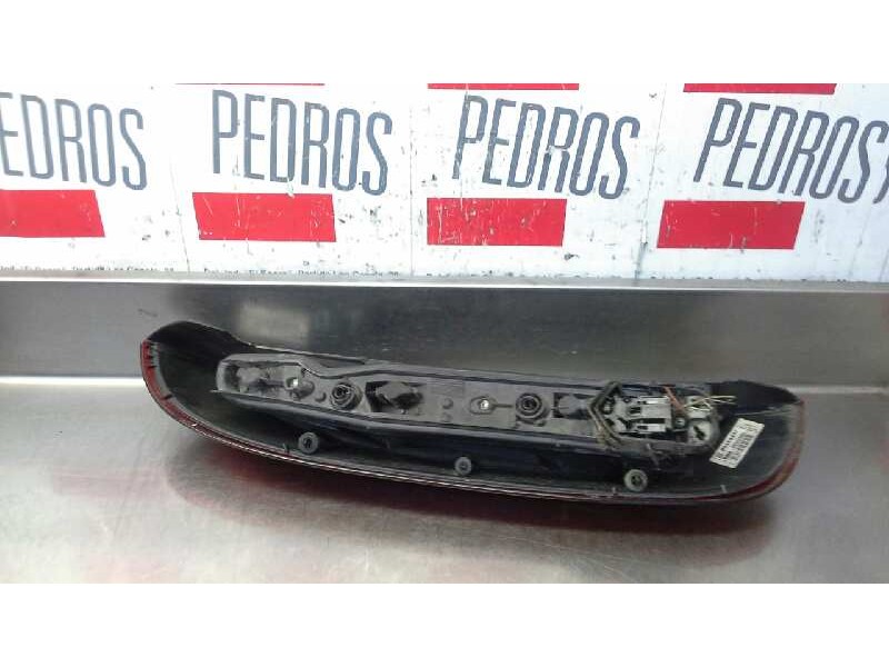 Recambio de piloto trasero derecho para opel corsa c 1.4 16v referencia OEM IAM   