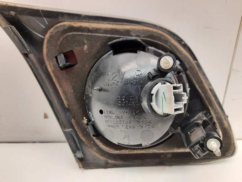 Recambio de piloto trasero derecho porton para mazda 3 berlina (bk) 1.6 crdt active referencia OEM IAM   