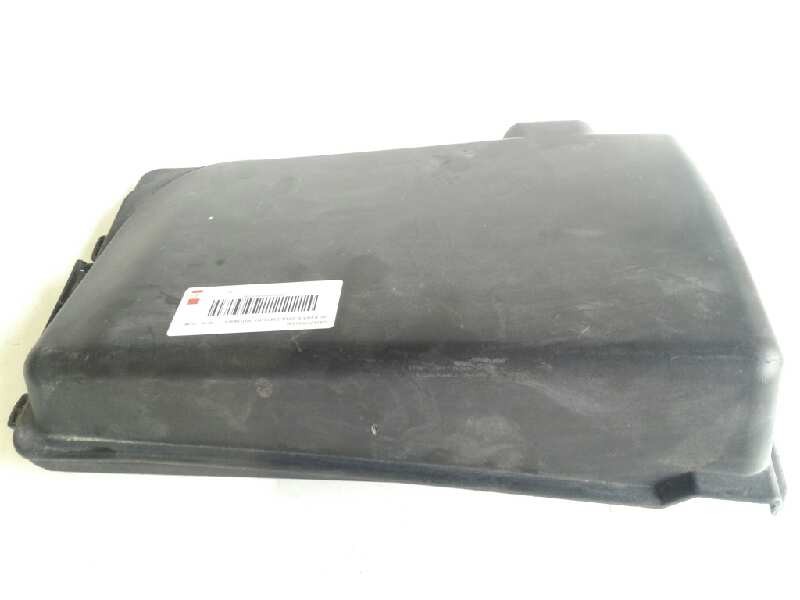 Recambio de caja fusibles para volkswagen polo berlina (6n1) básico referencia OEM IAM 357937039  