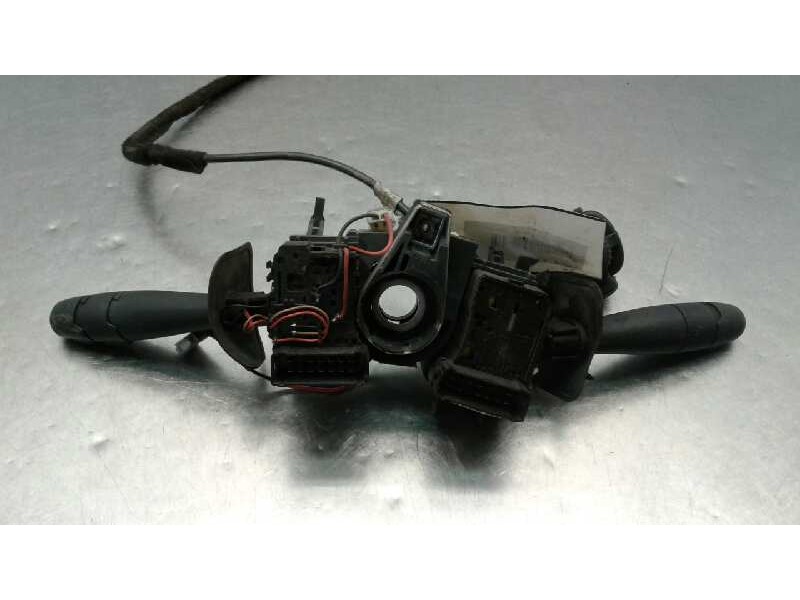 Recambio de mando limpia para renault kangoo (f/kc0) fairway 4x4 referencia OEM IAM 8200379526 8200379526 34431619