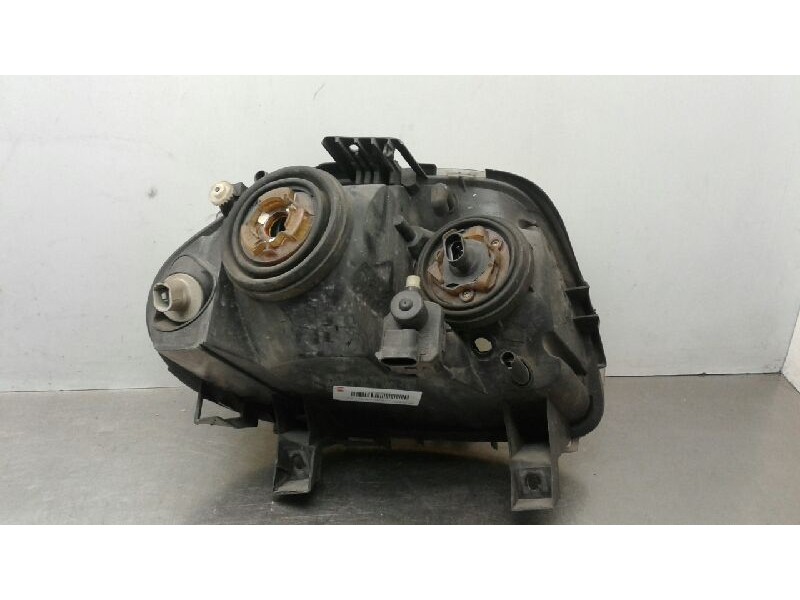 Recambio de faro izquierdo para renault clio ii fase i (b/cbo) 1.2 16v alize referencia OEM IAM   