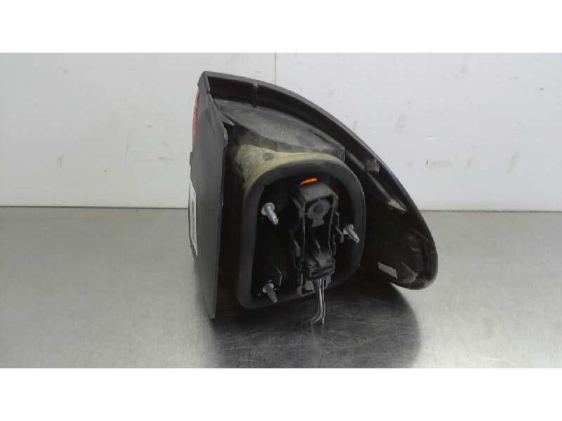 Recambio de piloto trasero izquierdo para renault laguna (b56) 1.8 16v rxe referencia OEM IAM 7700420122  