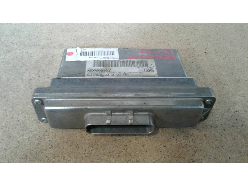Recambio de centralita motor uce para renault 19 (b/c/l53) referencia OEM IAM 7700861413 7700865809 BHXU