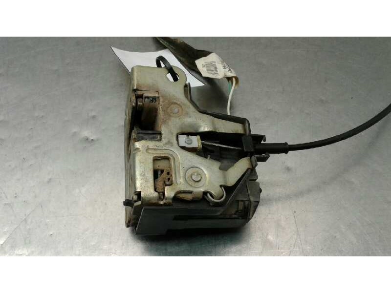 Recambio de cerradura puerta trasera derecha para renault megane i fase 2 berlina (ba0) 1.6 16v rxi (ba04) referencia OEM IAM   
