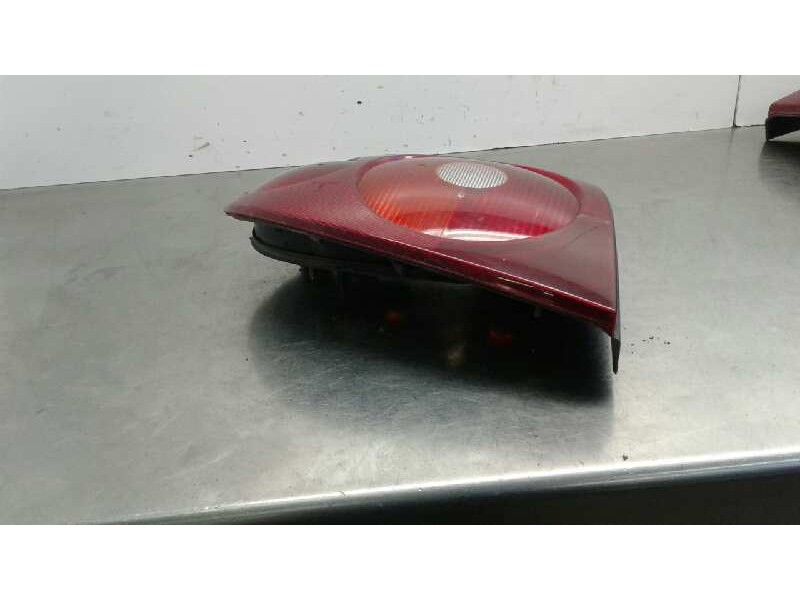 Recambio de piloto trasero izquierdo para renault megane i coupe fase 2 (da..) 1.4 16 v dynamique referencia OEM IAM 7700428056 