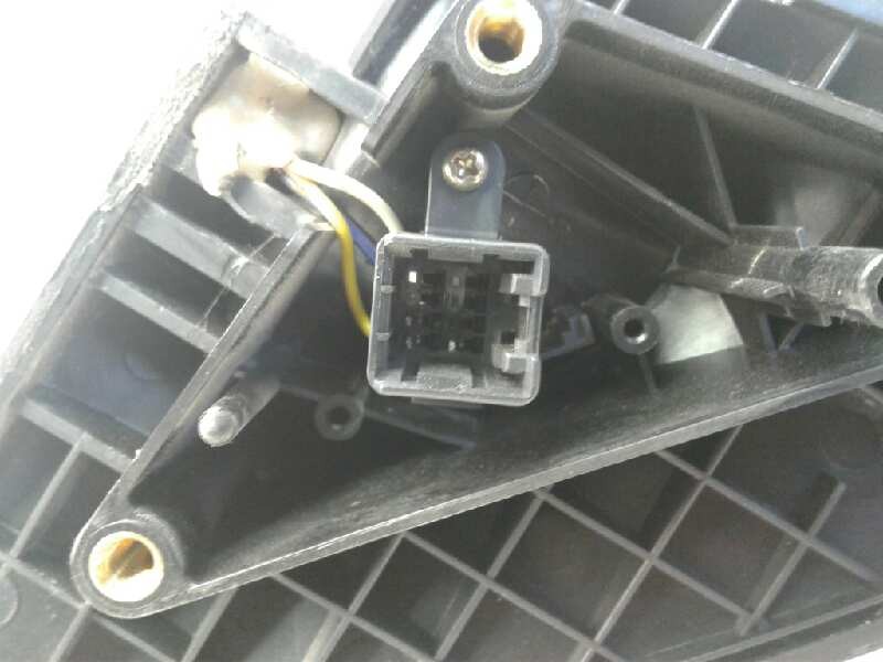 Recambio de retrovisor izquierdo para kia shuma ii 1.6 ls 4 berlina referencia OEM IAM 1K2AC69180XX  