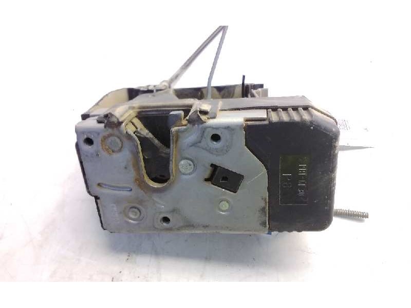 Recambio de cerradura puerta delantera derecha para renault trafic caja cerrada (ab 4.01) 1.9 diesel referencia OEM IAM 82000421