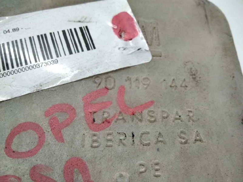 Recambio de deposito limpia para opel corsa a city referencia OEM IAM 90119143  