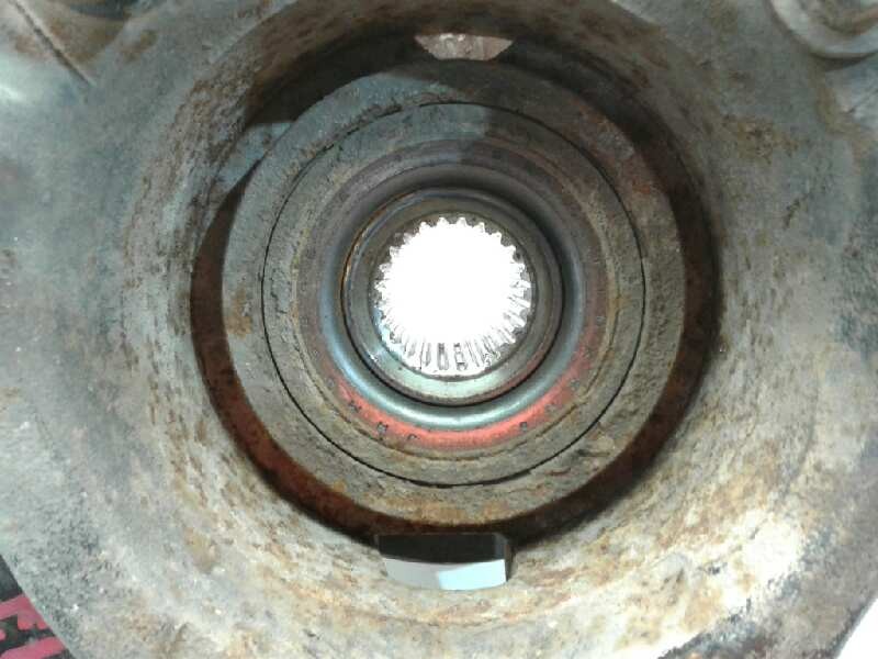 Recambio de mangueta delantera izquierda para land rover discovery td5 e referencia OEM IAM TAX000050  