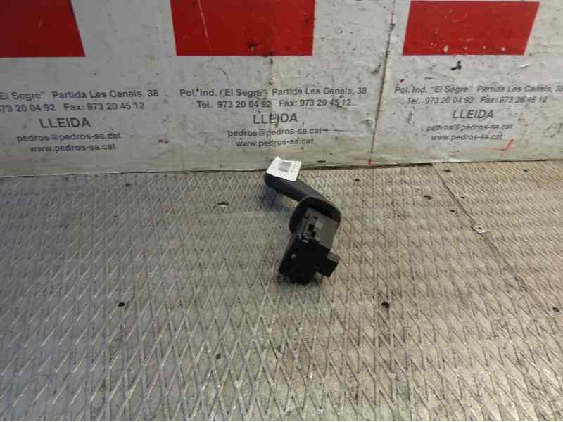 Recambio de mando luces para opel corsa c 1.7 16v di cat (y 17 dtl / lk8) referencia OEM IAM   