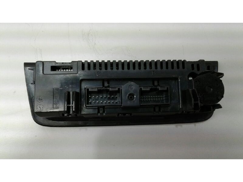 Recambio de mando climatizador para seat ibiza (6j5) 25 aniversario referencia OEM IAM 6J0820045A  