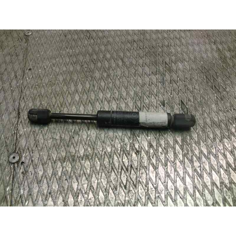 Recambio de amortiguadores maletero / porton para peugeot 605 referencia OEM IAM   