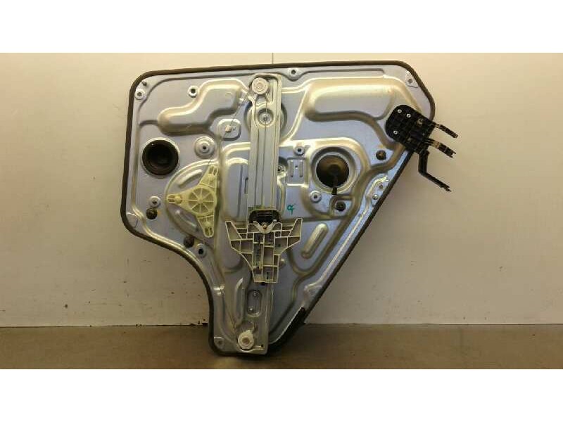 Recambio de elevalunas trasero izquierdo para kia venga drive referencia OEM IAM 83450-1P000 130822639 