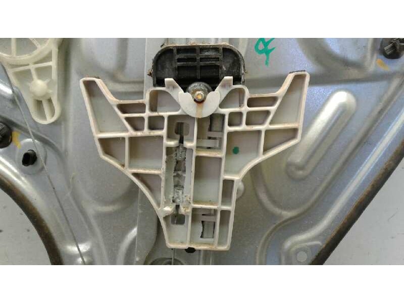 Recambio de elevalunas trasero izquierdo para kia venga drive referencia OEM IAM 83450-1P000 130822639 