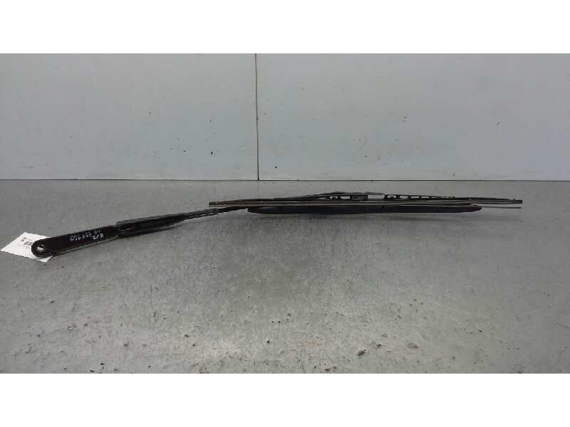 Recambio de brazo limpia delantero izquierdo para nissan primastar (x..) 2.0 dci diesel referencia OEM IAM   