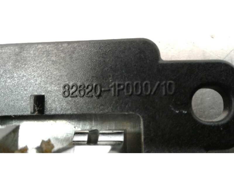 Recambio de maneta interior delantera derecha para kia venga drive referencia OEM IAM 826201P000  