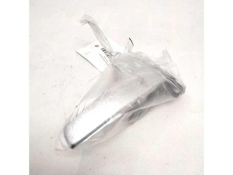 Recambio de maneta interior delantera derecha para kia venga drive referencia OEM IAM 826201P000  