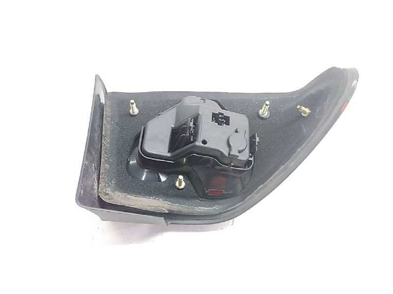 Recambio de piloto trasero derecho para saab 9-3 berlina 2.2 tid se referencia OEM IAM 4831103  