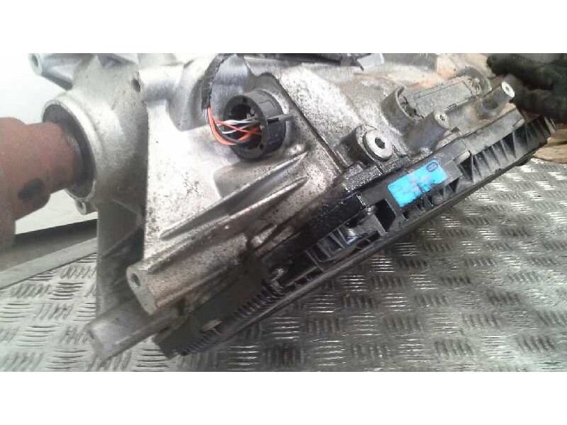 Recambio de caja cambios para jaguar xe r-sport referencia OEM IAM 2495831-014127 GX73-7000-AB 