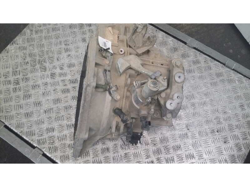 Recambio de caja cambios para opel insignia sports tourer cosmo referencia OEM IAM F40  