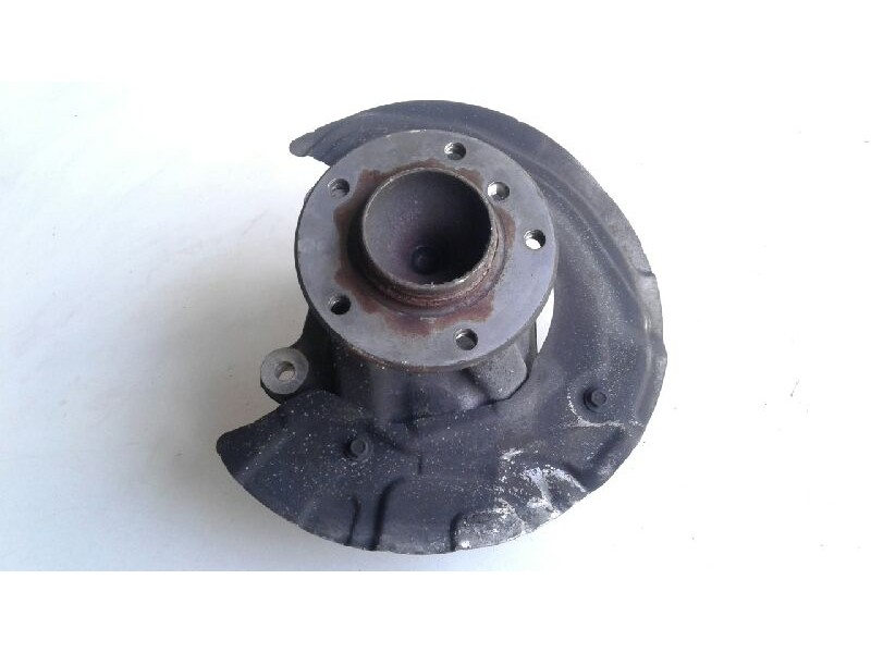 Recambio de mangueta delantera derecha para bmw serie 1 berlina (e81/e87) 118d referencia OEM IAM 31216793924  