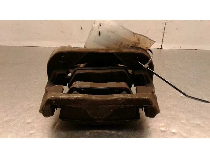 Recambio de pinza freno delantera derecha para bmw serie 1 berlina (e81/e87) 118d referencia OEM IAM 3019B16  