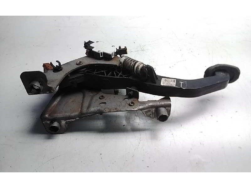 Recambio de pedal embrague para nissan qashqai (j11) acenta referencia OEM IAM 465034208R  