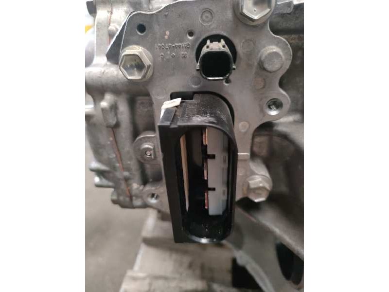 Recambio de caja cambios para toyota auris hybrid active referencia OEM IAM P9071215  