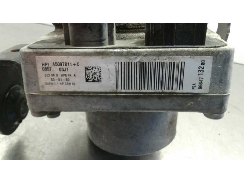 Recambio de bomba direccion electrica hidraulica para citroen c4 berlina exclusive referencia OEM IAM 9684713280  
