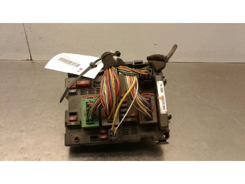 Recambio de centralita bsm para peugeot 206 berlina x-line referencia OEM IAM 9657608880  